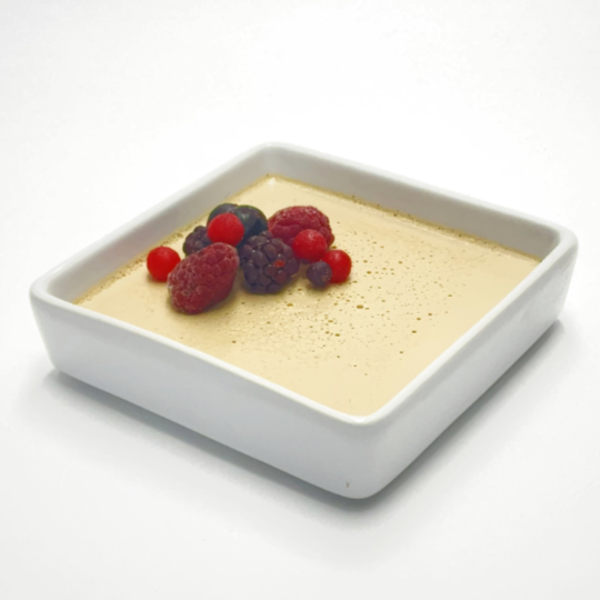 Panna cotta mit Lakritzpulver